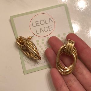 Gold plated vintage earrings
